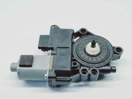 Motoras geam stanga fata Hyundai i40 Wagon [Fabr 2012-2019] 82450-3Z010