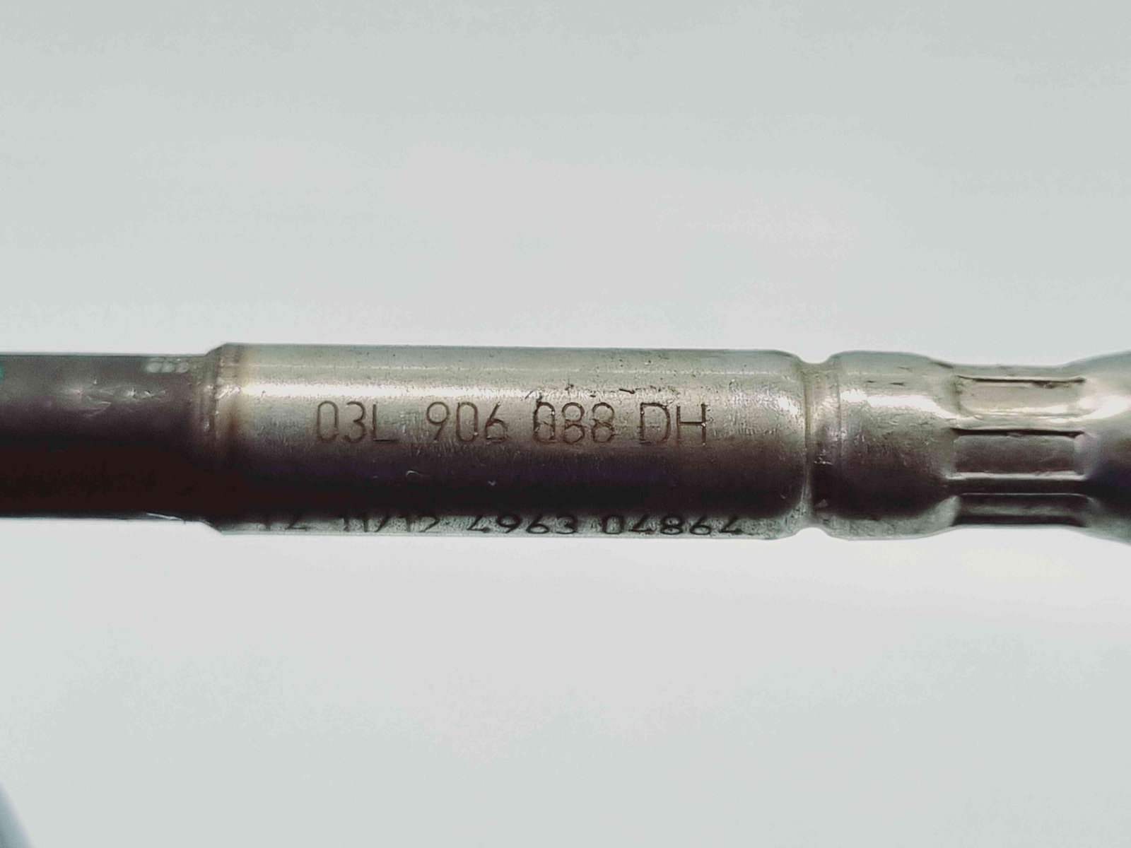 Senzor temperatura Volkswagen Caddy 4 [Fabr 2011-2014] 03L906088DH - imagine 3