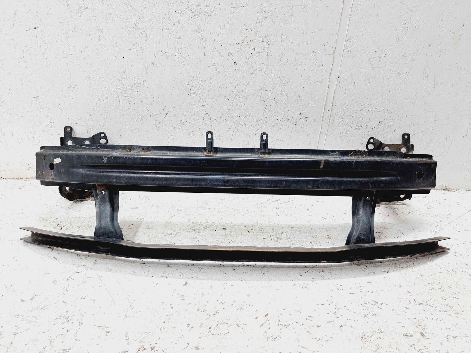Armatura bara fata Volkswagen Passat B6 Variant (3C5) [Fabr 2005-2010] OEM