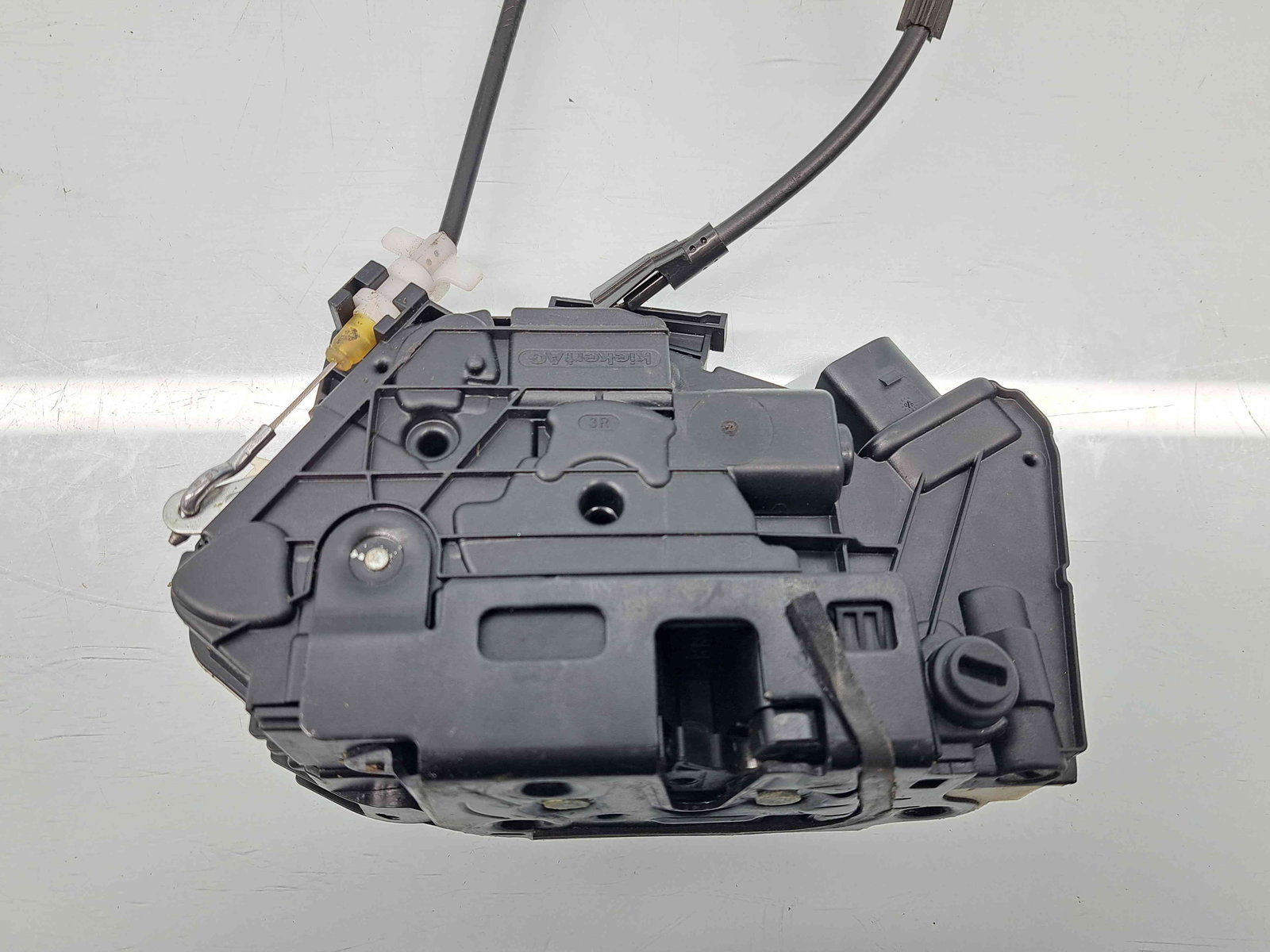 Broasca usa dreapta spate Volkswagen Tiguan (5N) [Fabr 2007-2016] 5N0839016D - imagine 3