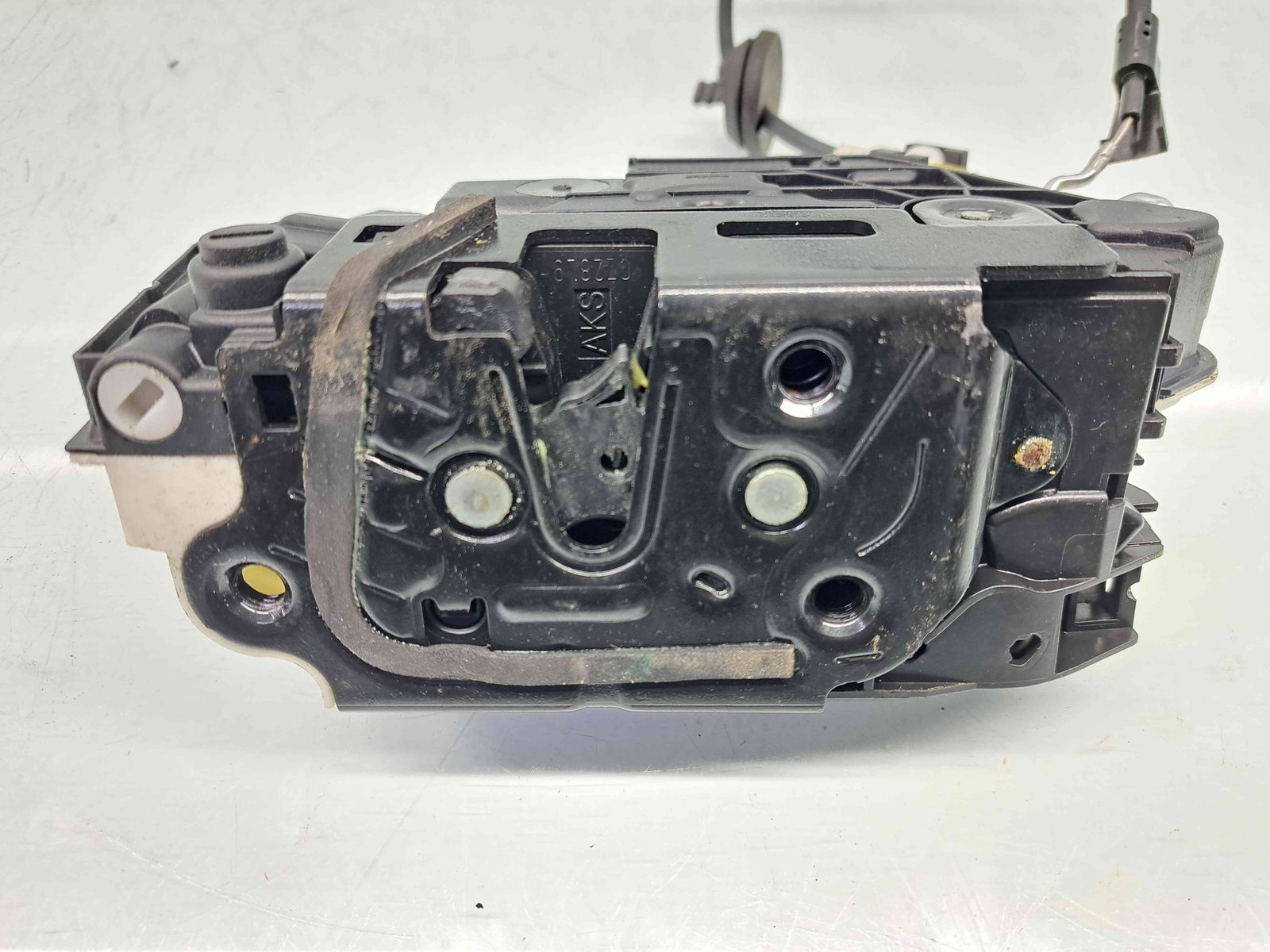 Broasca usa stanga spate Volkswagen Tiguan (5N) [Fabr 2007-2016] 5N0839015D - imagine 2
