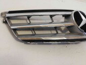 Grila bara fata Mercedes C320 (W204) 3.0 CDI A2048800023 2007-2014