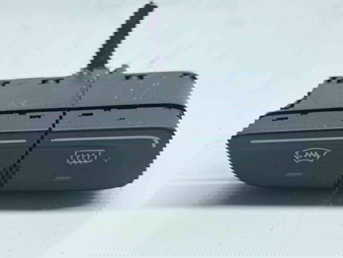  Buton dezaburire parbriz Ford Focus 3 (CB8) [Fabr 2011-2015] AM5T-18K574-AB