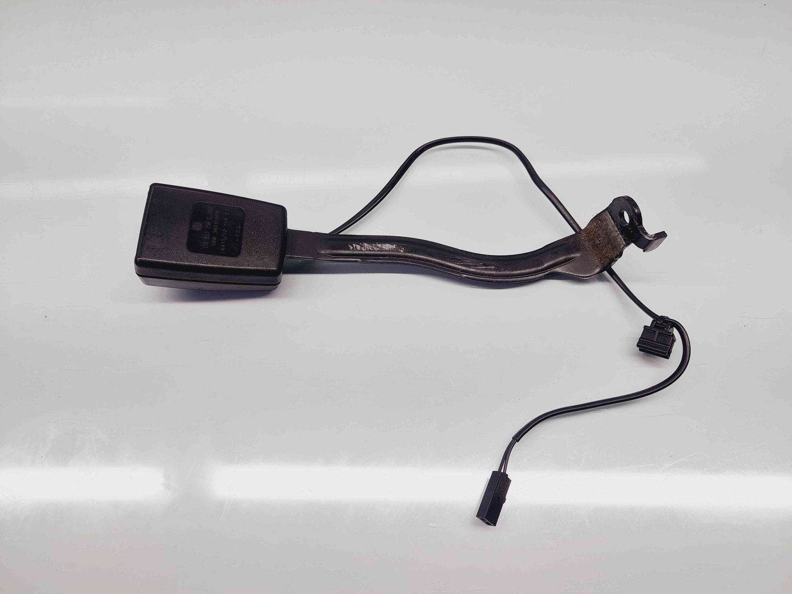 Capsa centura dreapta fata Volkswagen Touran (1T3) [Fabr 2010-2015] 1T0857756C - imagine 2
