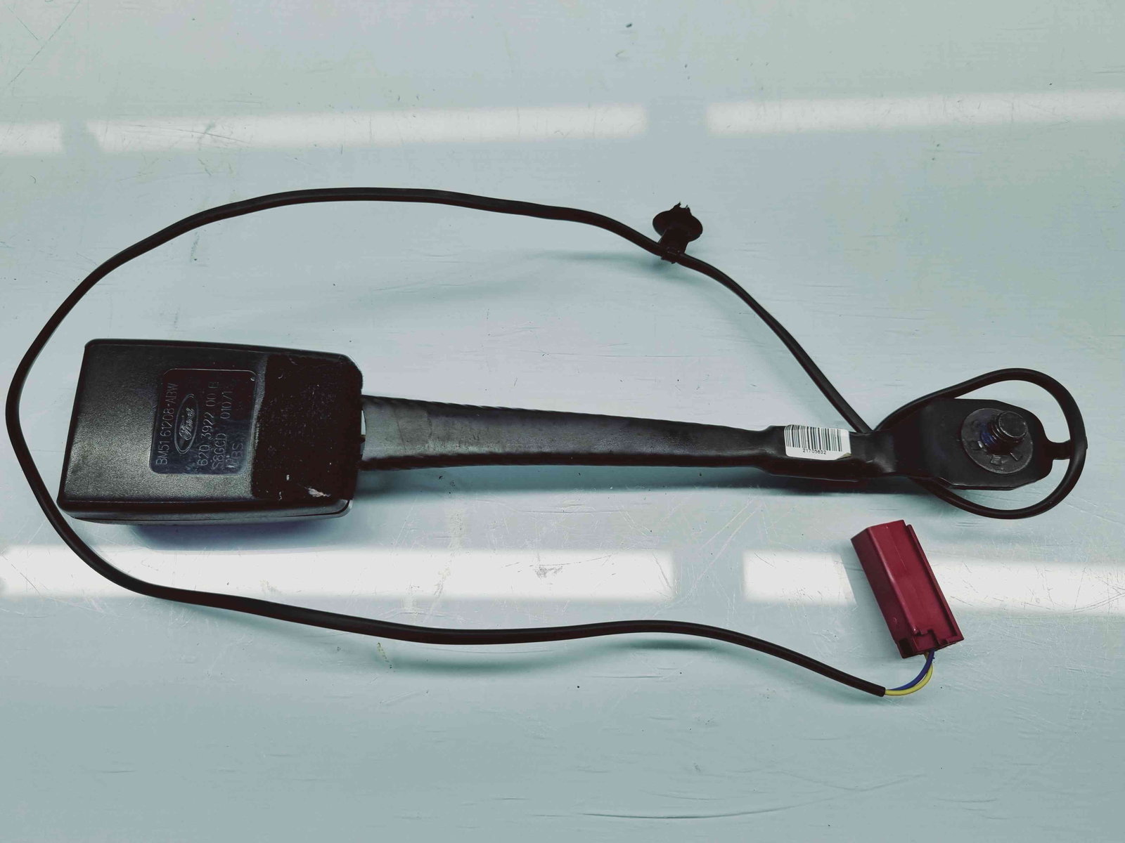 Capsa centura dreapta fata Ford Focus 3 Hatchback [Fabr 2011-2015] BM51-61208-ABW - imagine 1