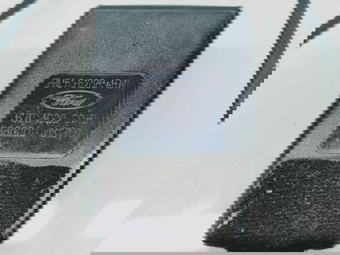Capsa centura dreapta fata Ford Focus 3 Hatchback [Fabr 2011-2015] BM51-61208-ABW