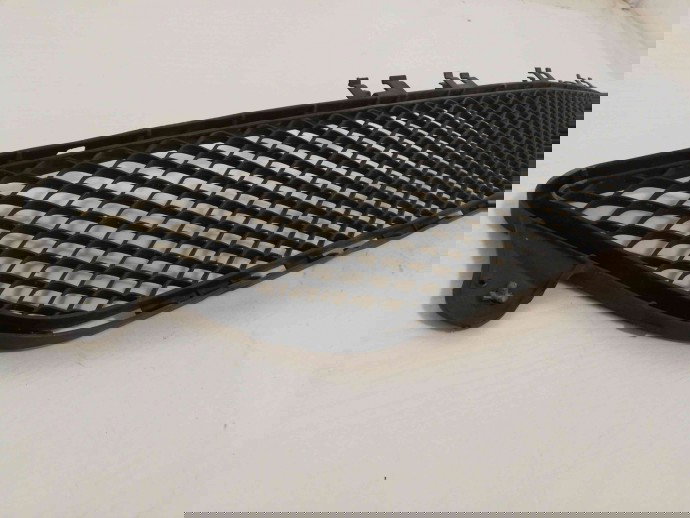 Grila bara fata Mercedes E220 W212 2.2 CDI A2128850522 2009-2016