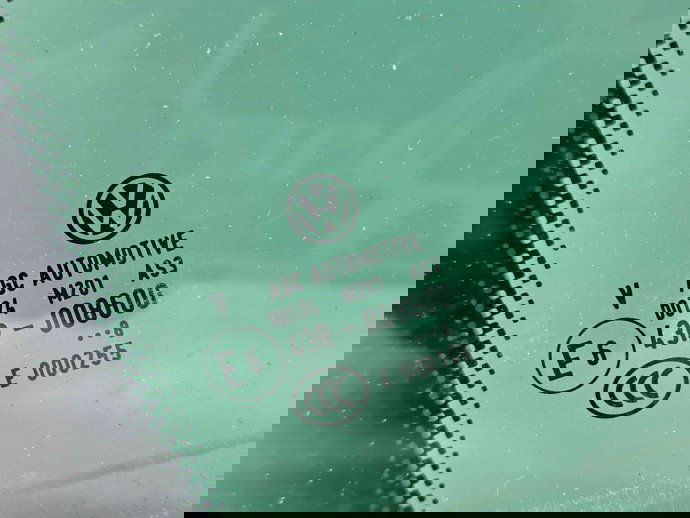 Geam fix usa dreapta spate Volkswagen Tiguan (5N) [Fabr 2007-2016] OEM