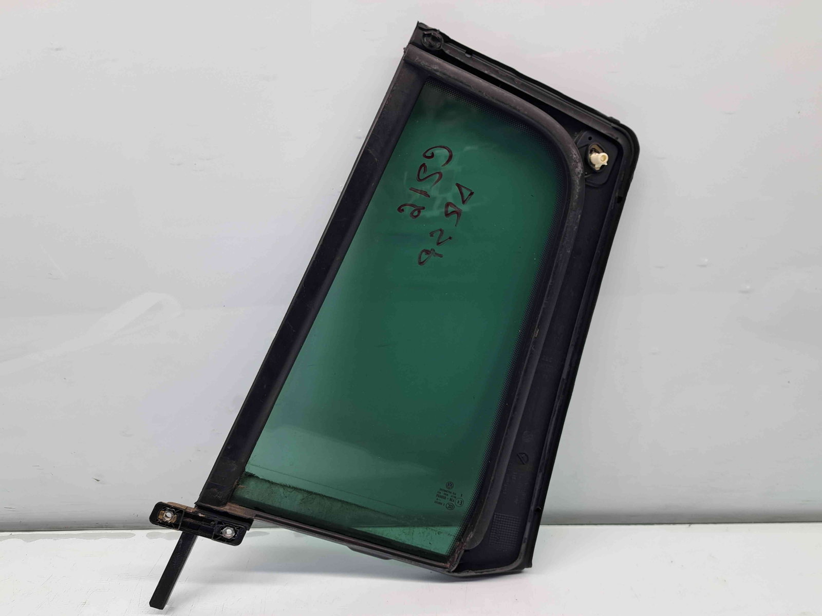 Geam fix usa dreapta spate Volkswagen Tiguan (5N) [Fabr 2007-2016] OEM - imagine 3