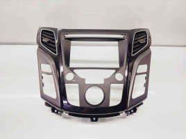   Grila aerisire centrala Hyundai i40 Wagon [Fabr 2012-2019] OEM