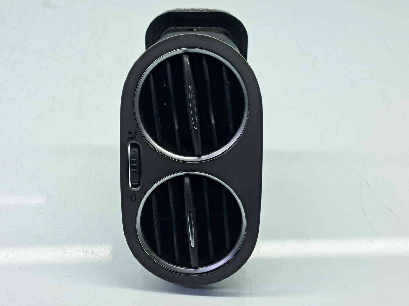 Grila aerisire dreapta Volkswagen Tiguan (5N) [Fabr 2007-2016] 5M0819704L