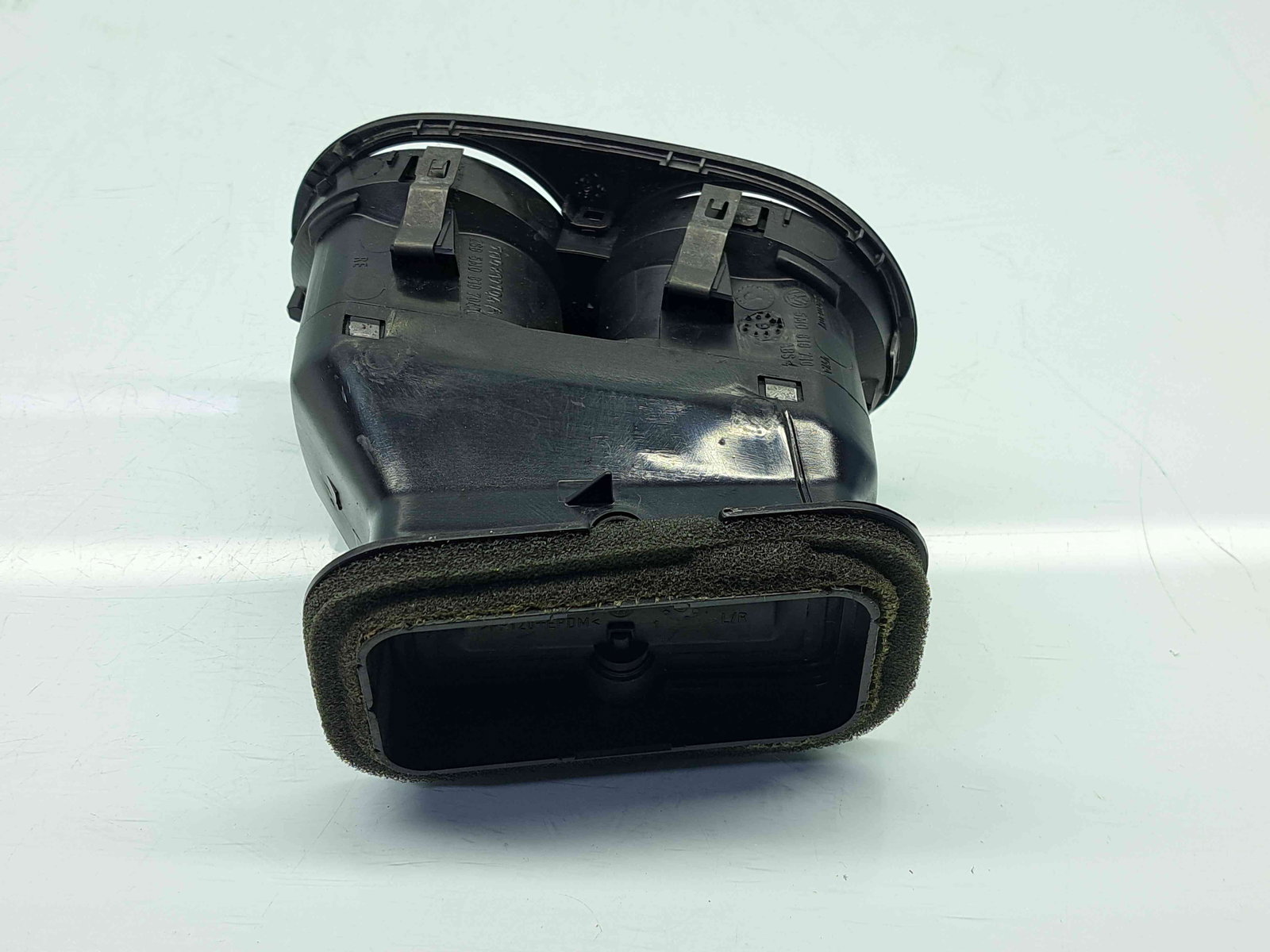 Grila aerisire dreapta Volkswagen Tiguan (5N) [Fabr 2007-2016] 5M0819704L - imagine 4