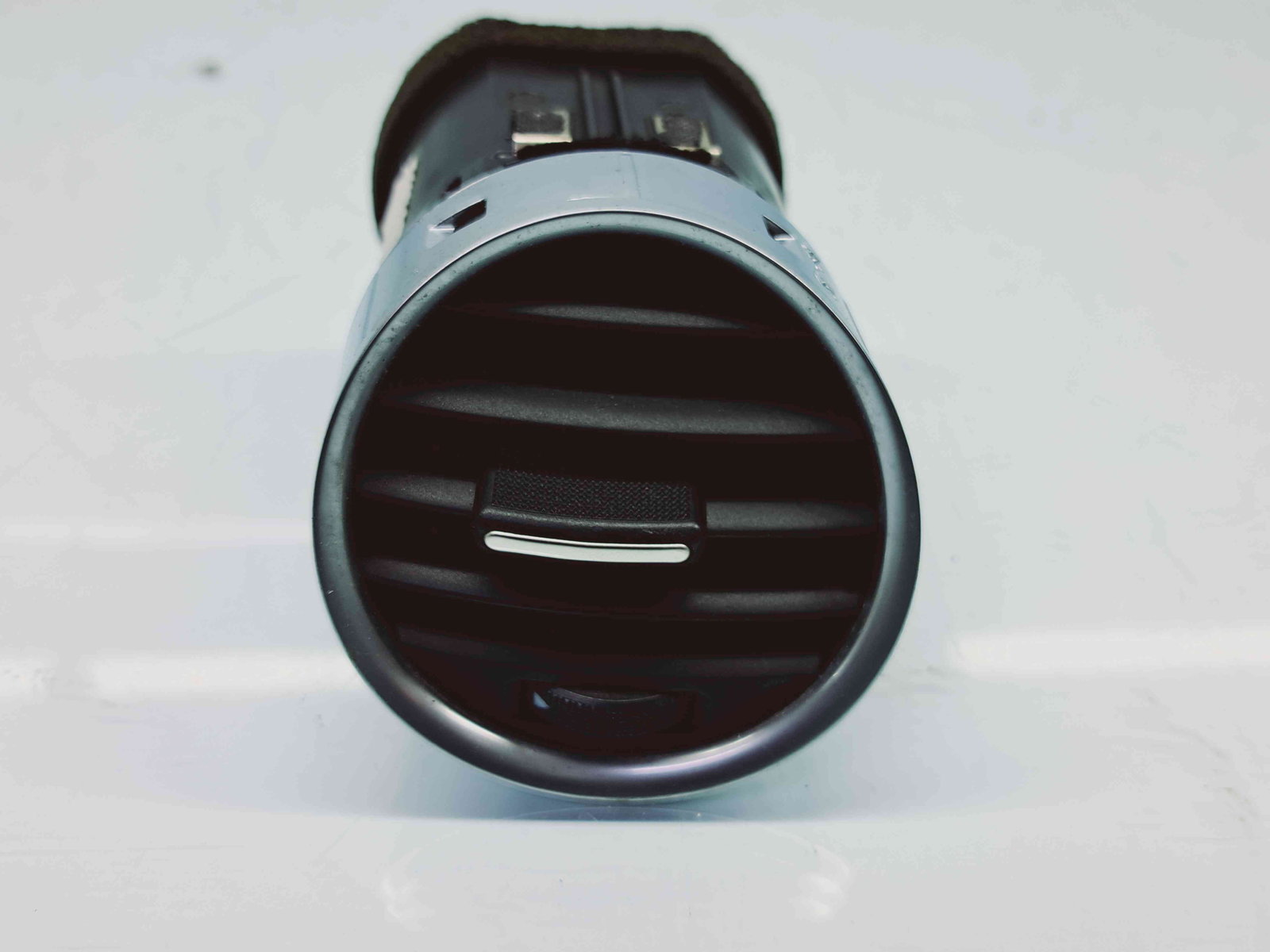 Grila aerisire dreapta Seat Exeo (3R2) [Fabr 2008-2013] 3R0820902 - imagine 1