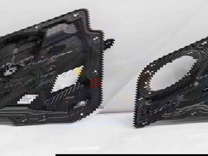 Macara electrica geam dreapta spate Volkswagen Tiguan (5N) [Fabr 2007-2016] 5N0839730F