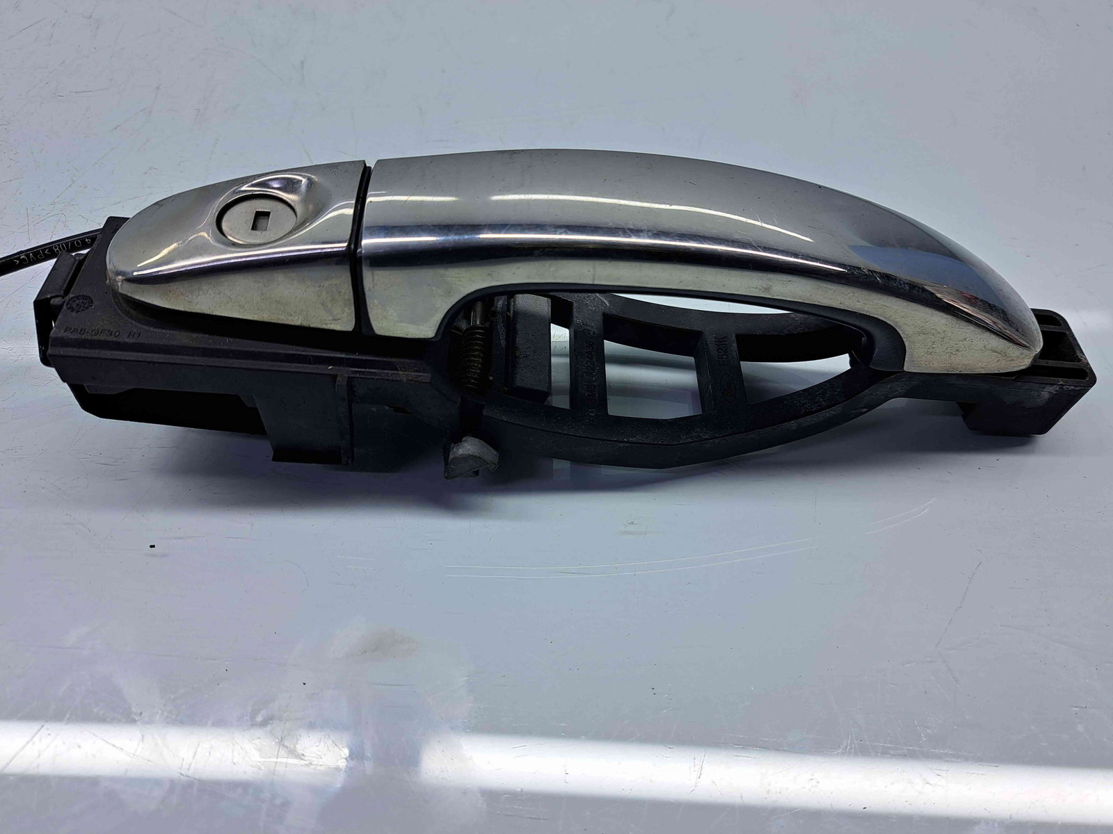 Maner usa dreapta fata Ford Kuga I [Fabr 2008-2012] OEM - imagine 2