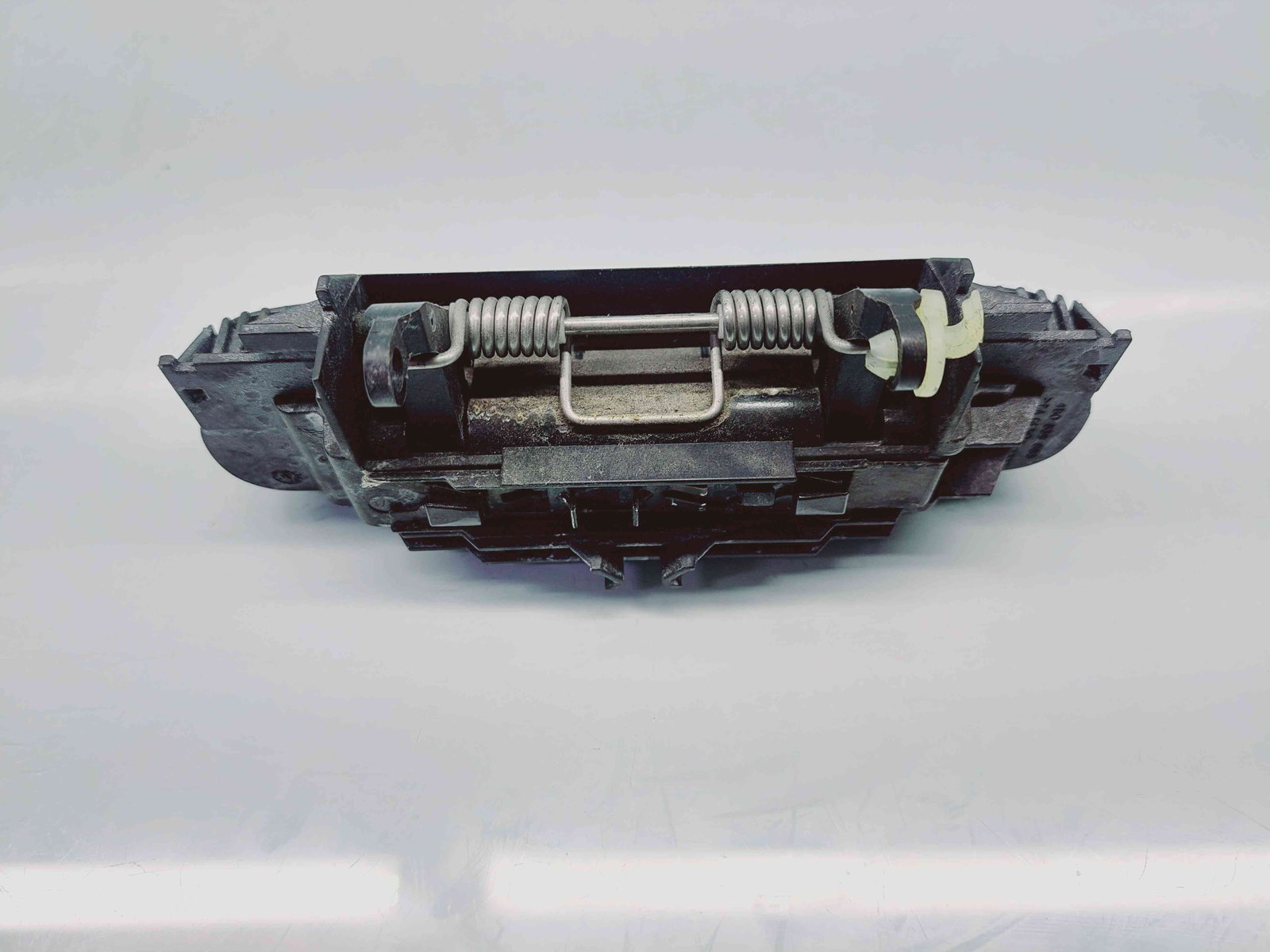 Maner usa dreapta spate Seat Exeo (3R2) [Fabr 2008-2013] LZ9Y - imagine 2