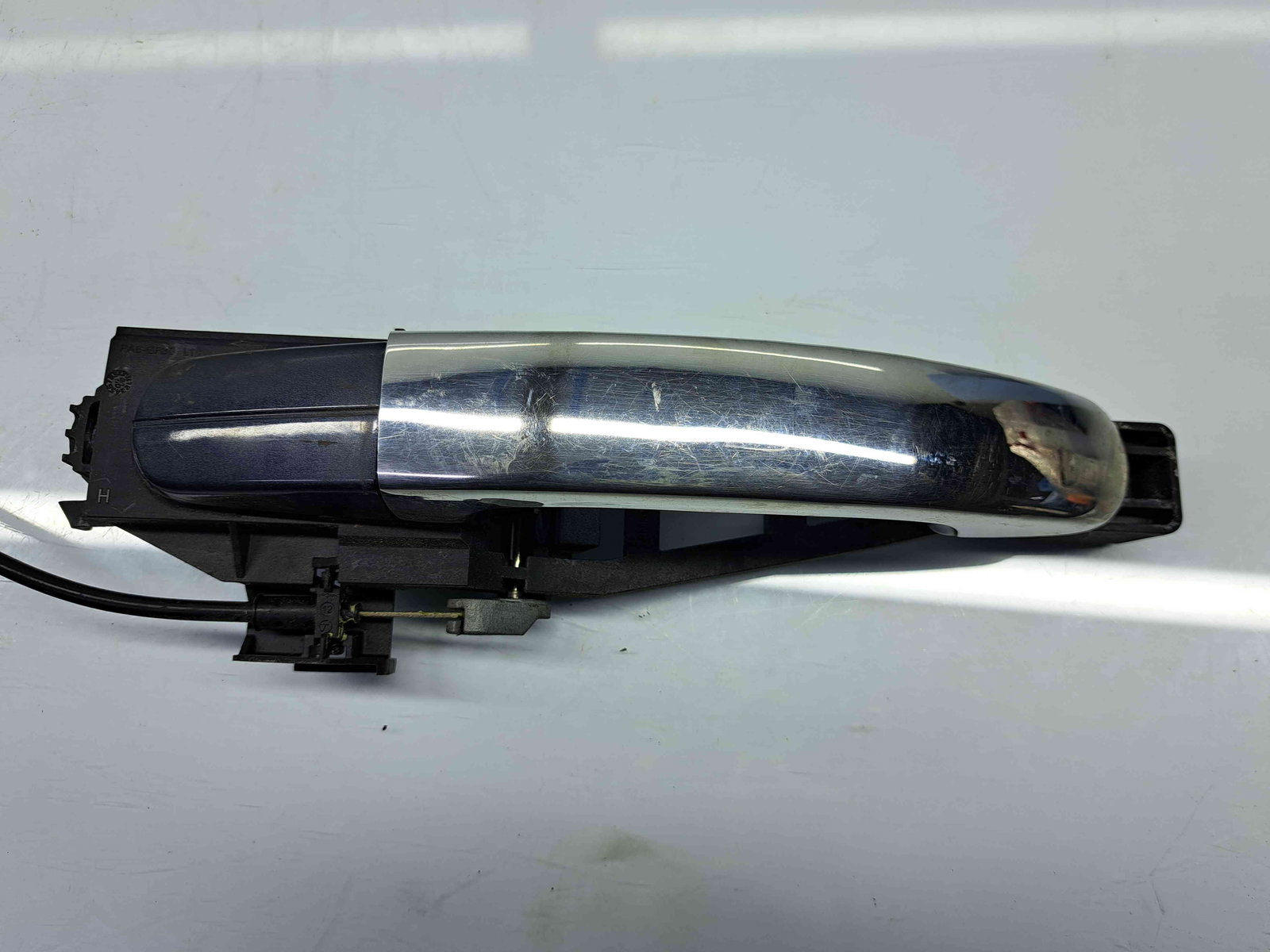 Maner usa stanga fata Ford Kuga I [Fabr 2008-2012] OEM - imagine 1