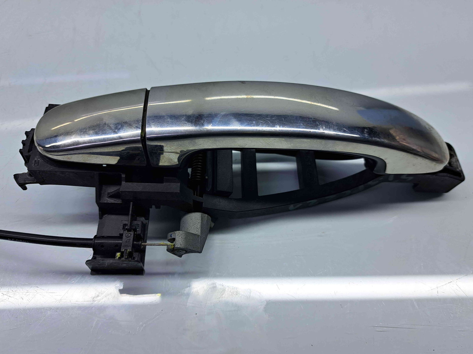 Maner usa stanga spate Ford Kuga I [Fabr 2008-2012] OEM - imagine 3