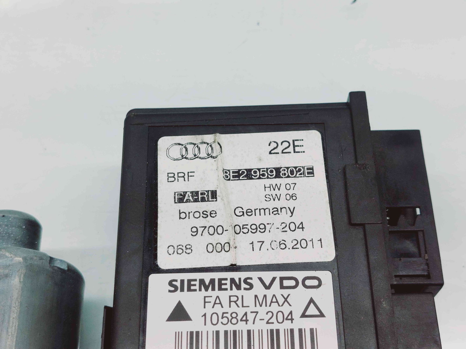 Motoras geam dreapta fata Seat Exeo (3R2) [Fabr 2008-2013] 8E2959802E - imagine 4