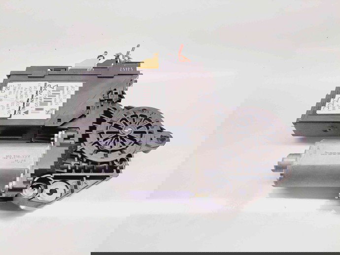 Motoras geam dreapta spate Seat Exeo (3R2) [Fabr 2008-2013] 8E0959802E