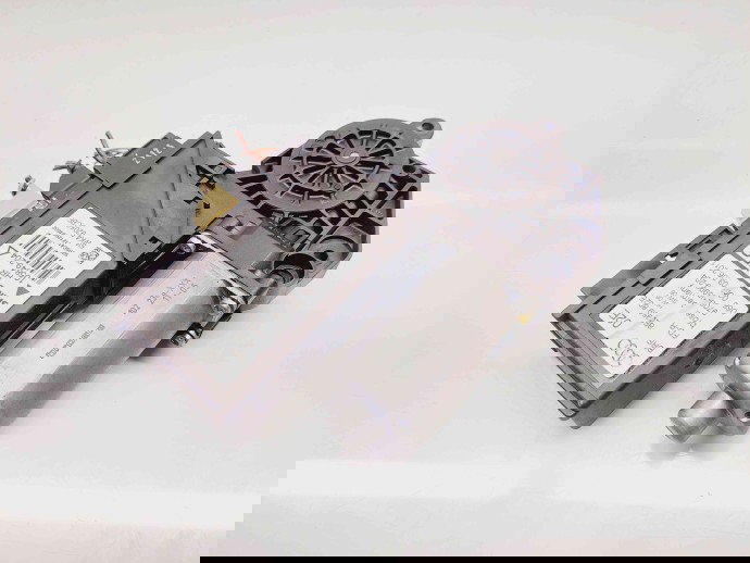 Motoras geam dreapta spate Seat Exeo (3R2) [Fabr 2008-2013] 8E0959802E