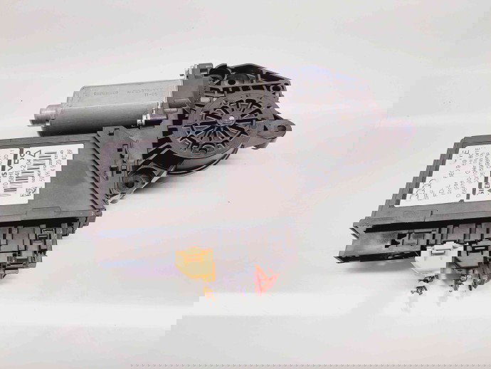 Motoras geam stanga spate Seat Exeo (3R2) [Fabr 2008-2013] 8E0959801E