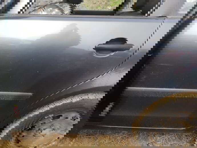 Usa stanga spate Volkswagen Polo 1.2 benzina OEM 2001-2008