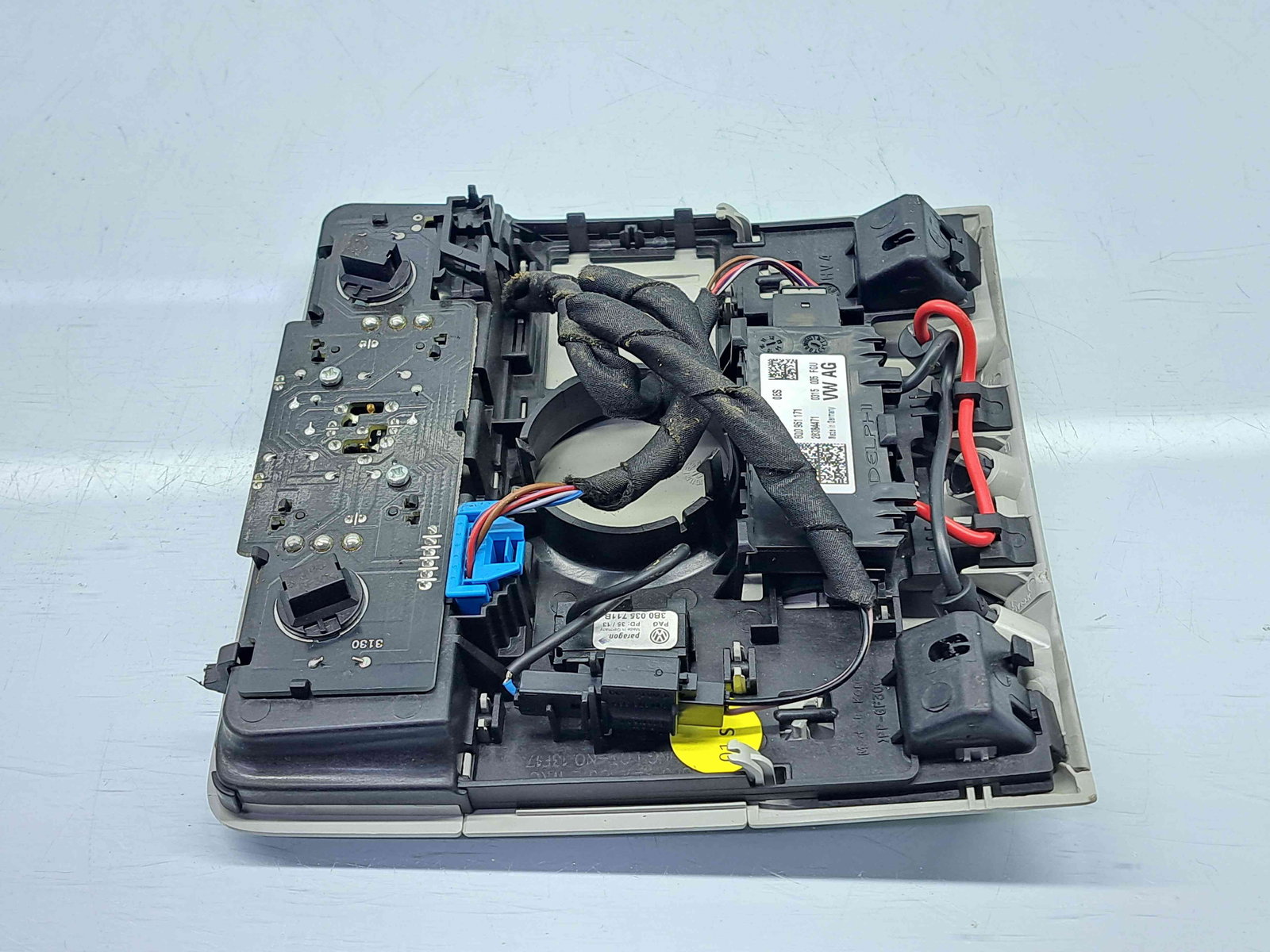 Plafoniera fata Seat Leon (5F1) [Fabr 2012-2018] 5F0947105L - imagine 3