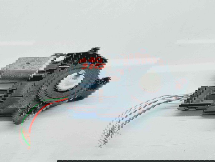 Motoras geam dreapta fata Nissan Qashqai (2) [Fabr 2013-2017] C21968-100