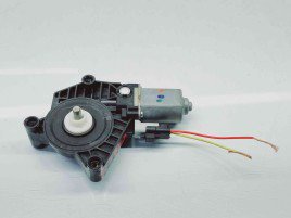 Motoras geam stanga fata Nissan Qashqai (2) [Fabr 2013-2017] C22010-100