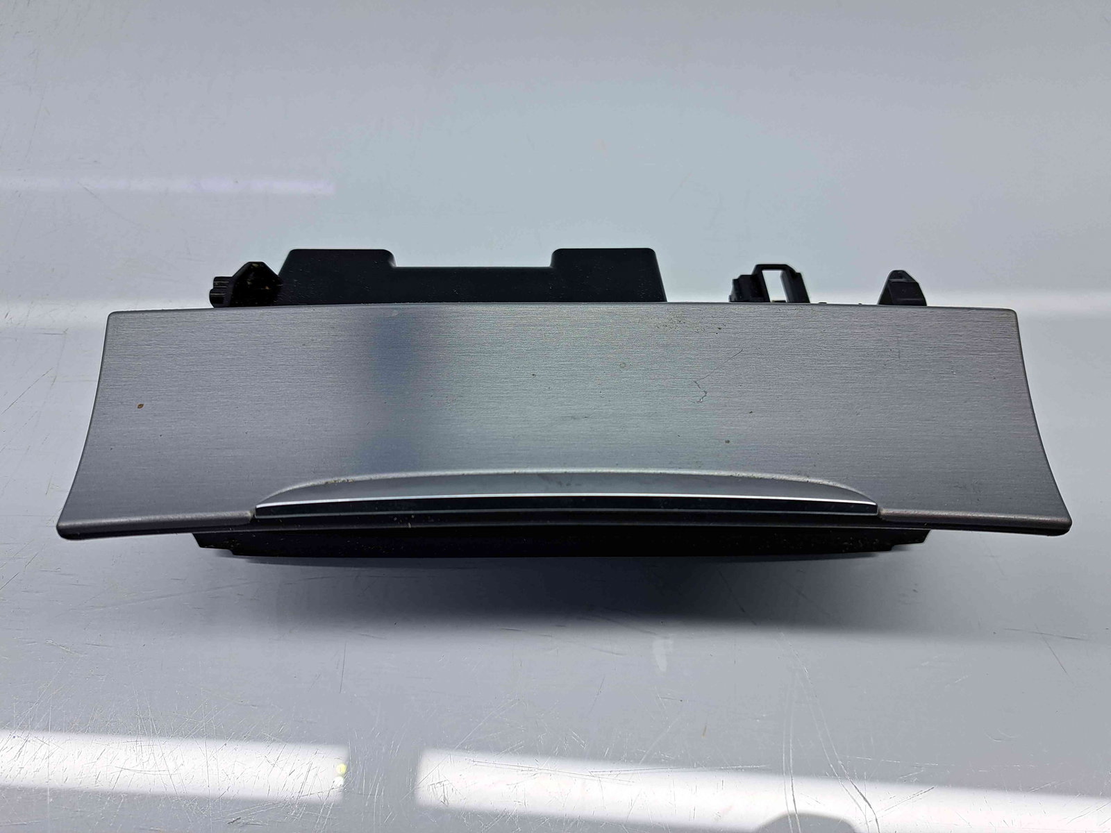 Scrumiera Volkswagen Passat CC (358) [Fabr 2012-2016] 3C0863284K