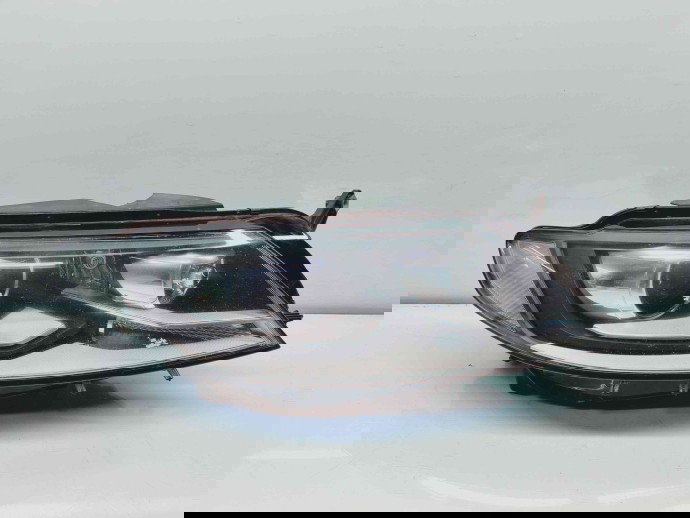   Far dreapta Volkswagen Passat CC (358) [Fabr 2012-2016] 3C8941032B