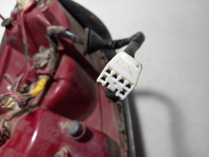 Stop aripa dreapta Hyundai Elantra (XD) 1.6 G4ED OEM 2000-2006