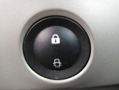 Buton incuiat usi Renault Megane 2 1.6 DCI OEM 2002-2008