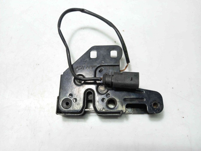Broasca capota Audi A4 B7 2.0 8E0823509C 2004-2008