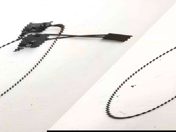 Broasca capota Mercedes C320 (W204) 3.0 CDI 2048703158 2007-2014