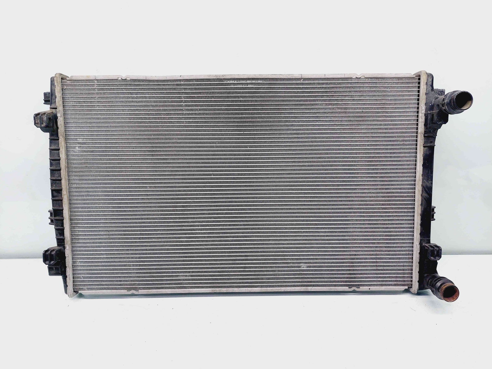 Radiator apa Seat Leon (5F1) [Fabr 2012-2018] OEM 2.0 TDI CKFC 110KW / 150CP 2.0 TDI CKFC 110KW / 150CP - imagine 2