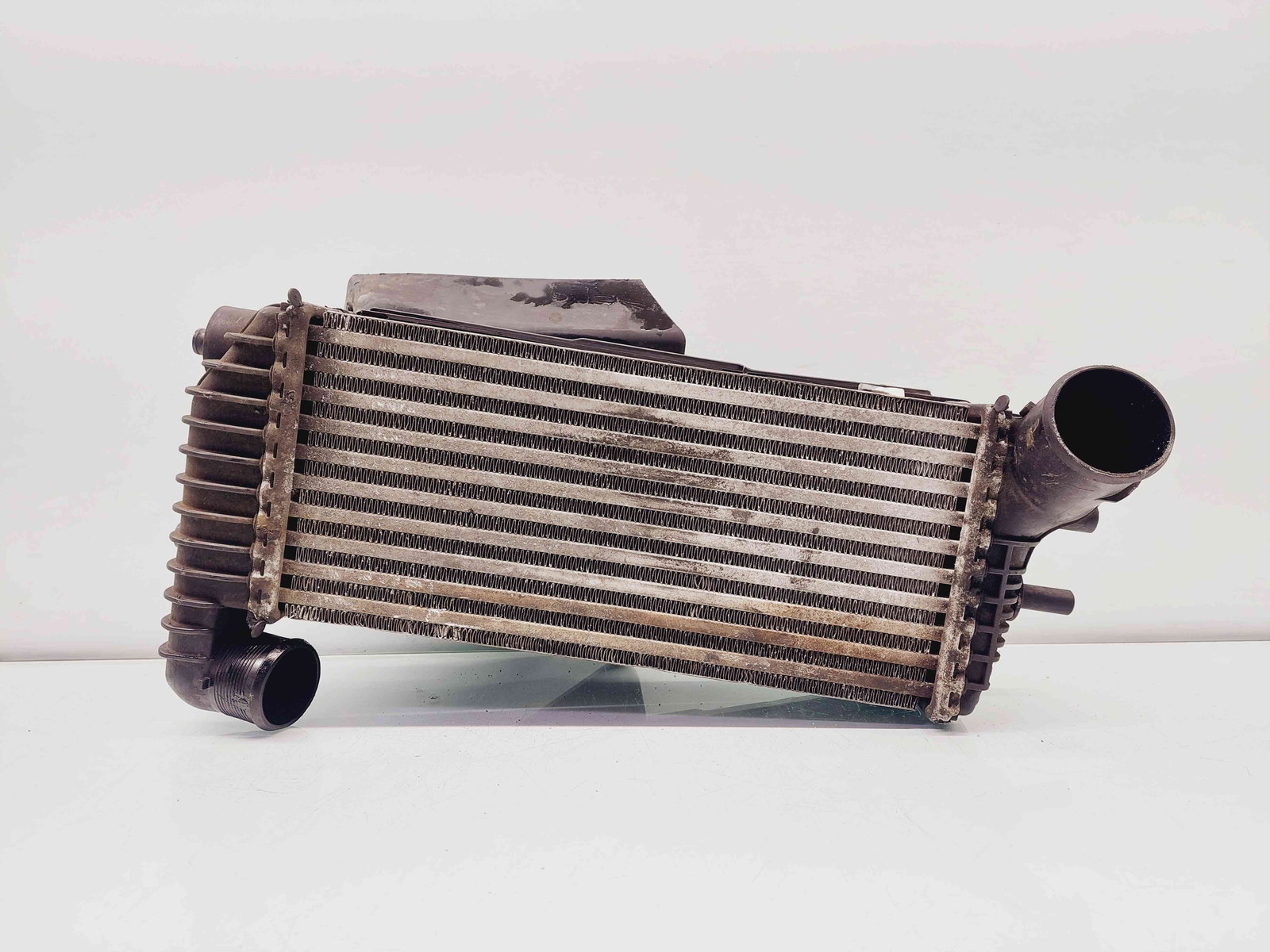 Radiator intercooler Ford Focus 3 Hatchback [Fabr 2011-2015] BV61-9L440-CJ 1.6 TDCI T1DA 85KW / 115CP - imagine 3