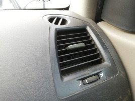 Grila aerisire dreapta Renault Megane 2 1.6 DCI OEM 2002-2008