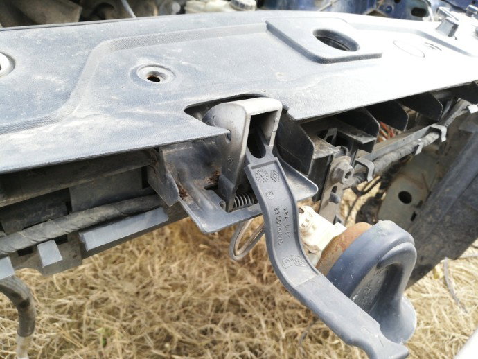 Incuietoare capota Renault Megane 2 1.6 DCI OEM 2002-2008