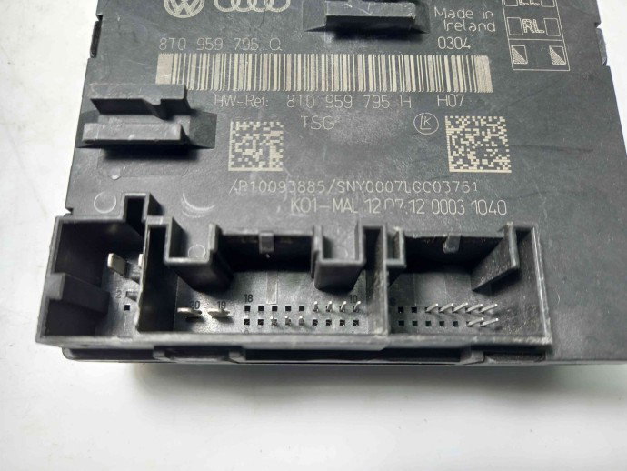 Modul usa dreapta spate AUDI A4 B8 2.0 TDI 8T0959795Q 2008-2015