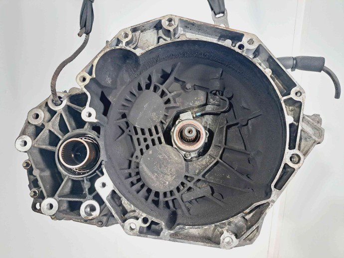 Cutie viteze manuala 6 trepte Opel Antara [Fabr 2006-2017] F40 2.2 CDTI A22DM 122KW / 166CP 2.2 CDTI A22DM 122KW / 166CP