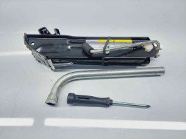   Cric Volkswagen Passat CC (358) [Fabr 2012-2016] 3AA011031B