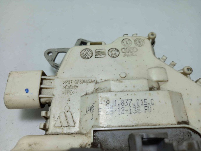 Broasca usa stanga fata Audi A4 B8 2.0 CAGA 8J1837015C 2008-2015