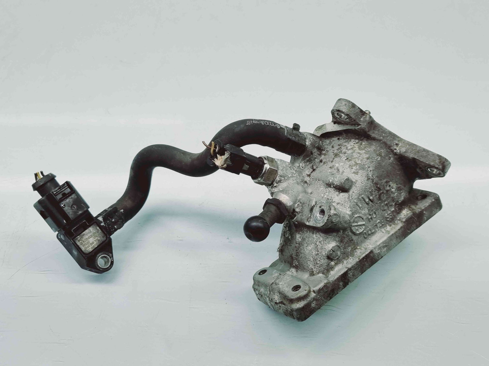 Tub galerie admisie Seat Leon (5F1) [Fabr 2012-2018] 04L128637B 2.0 TDI CKFC 110KW / 150CP 2.0 TDI CKFC 110KW / 150CP - imagine 2