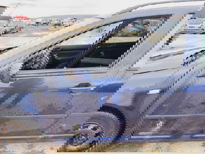 Usa stanga fata Volkswagen Bora Combi (1J6) [Fabr 1999-2005] LB5N