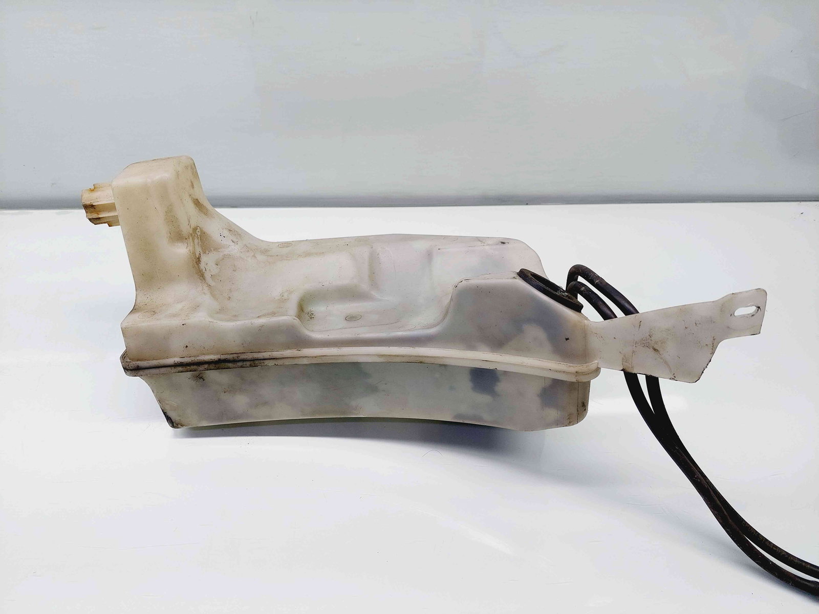 Vas lichid parbriz Renault Captur (J87) [Fabr 2013-2017] 289107623R - imagine 1