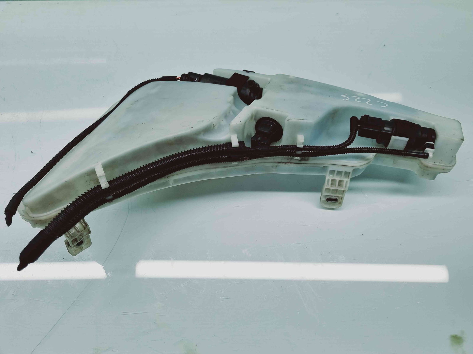 Vas lichid parbriz Audi A7 Sportback (4GA) [Fabr 2011-2017] 4G8955451B - imagine 1