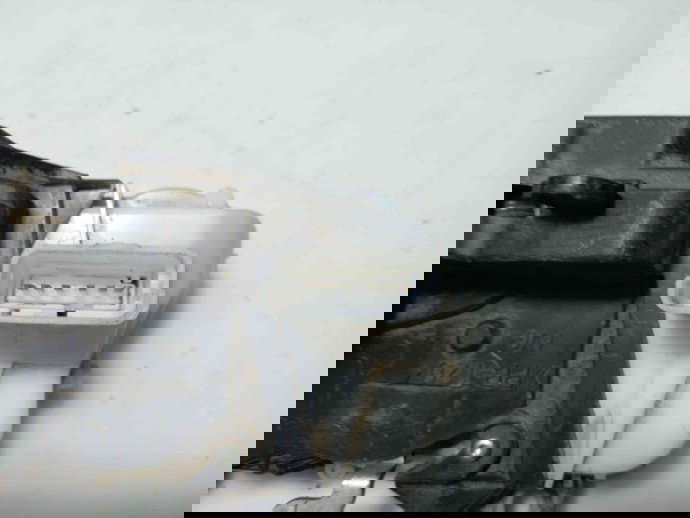 Broasca usa stanga fata Citroen C5 (III) 2.0 OEM 2008-2021