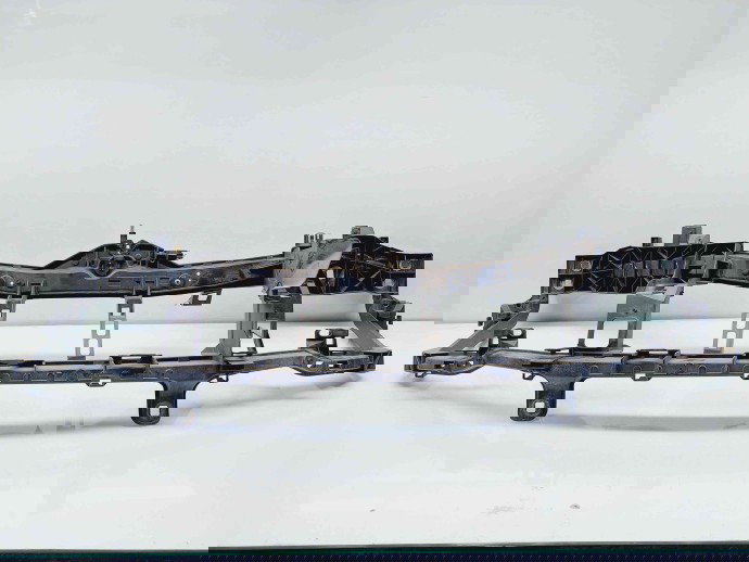 Trager Ford Kuga I [Fabr 2008-2012] 8V41-8B041-A